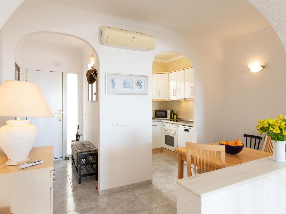 Pinsapos By Interhome Lägenhet